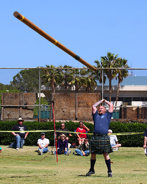 Caber_Toss_(3415460772)
