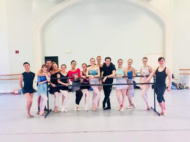 The company, first day of class, 2018-2019 season.